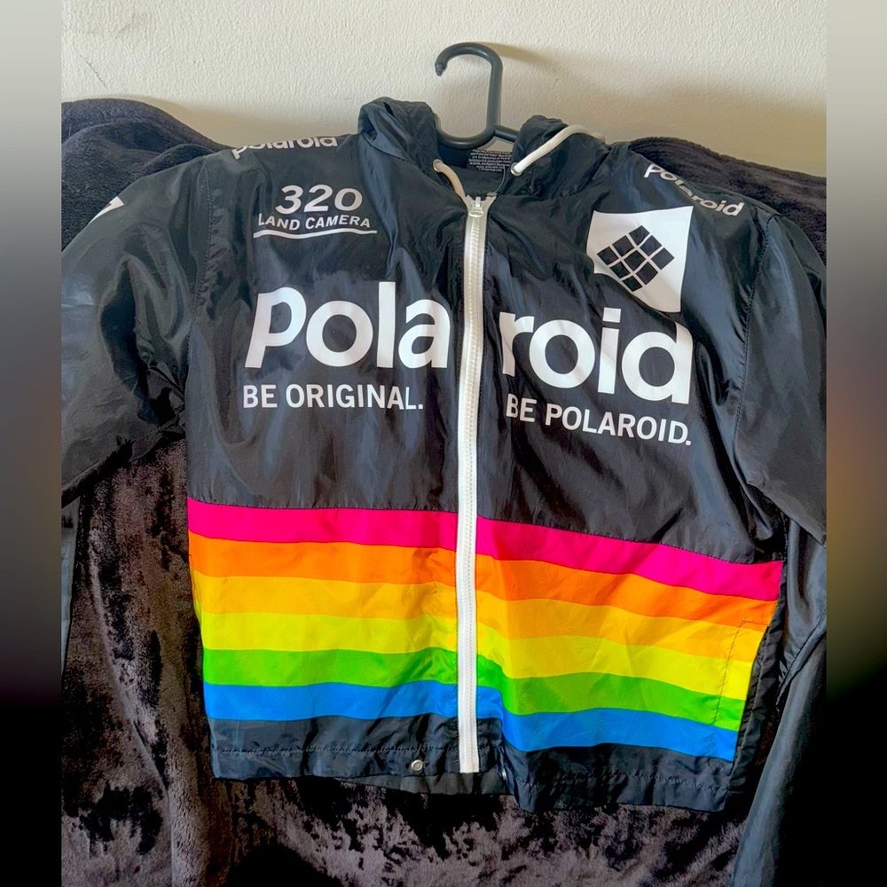 Polaroid Windbreaker Bundle